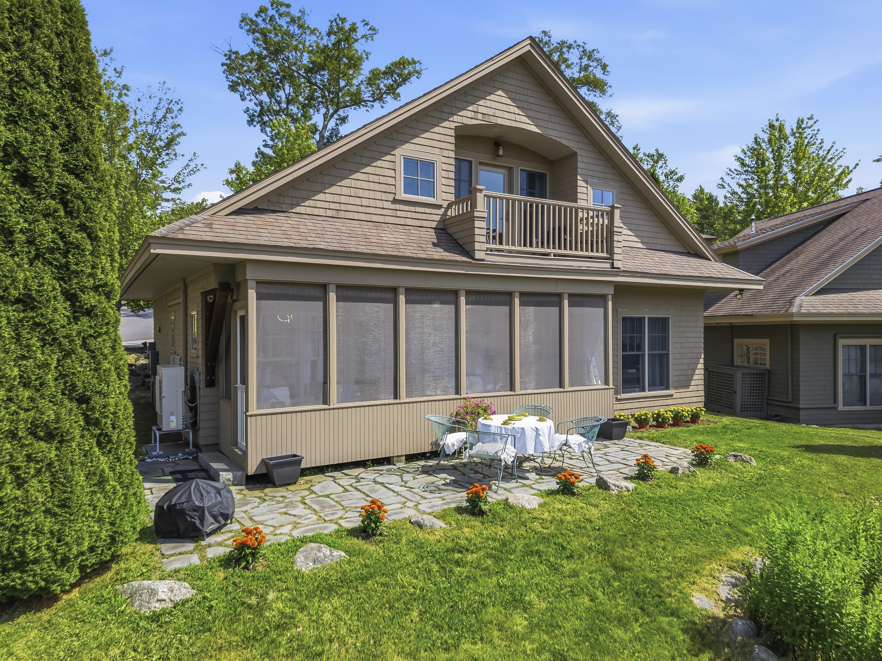 71 Village Way 506