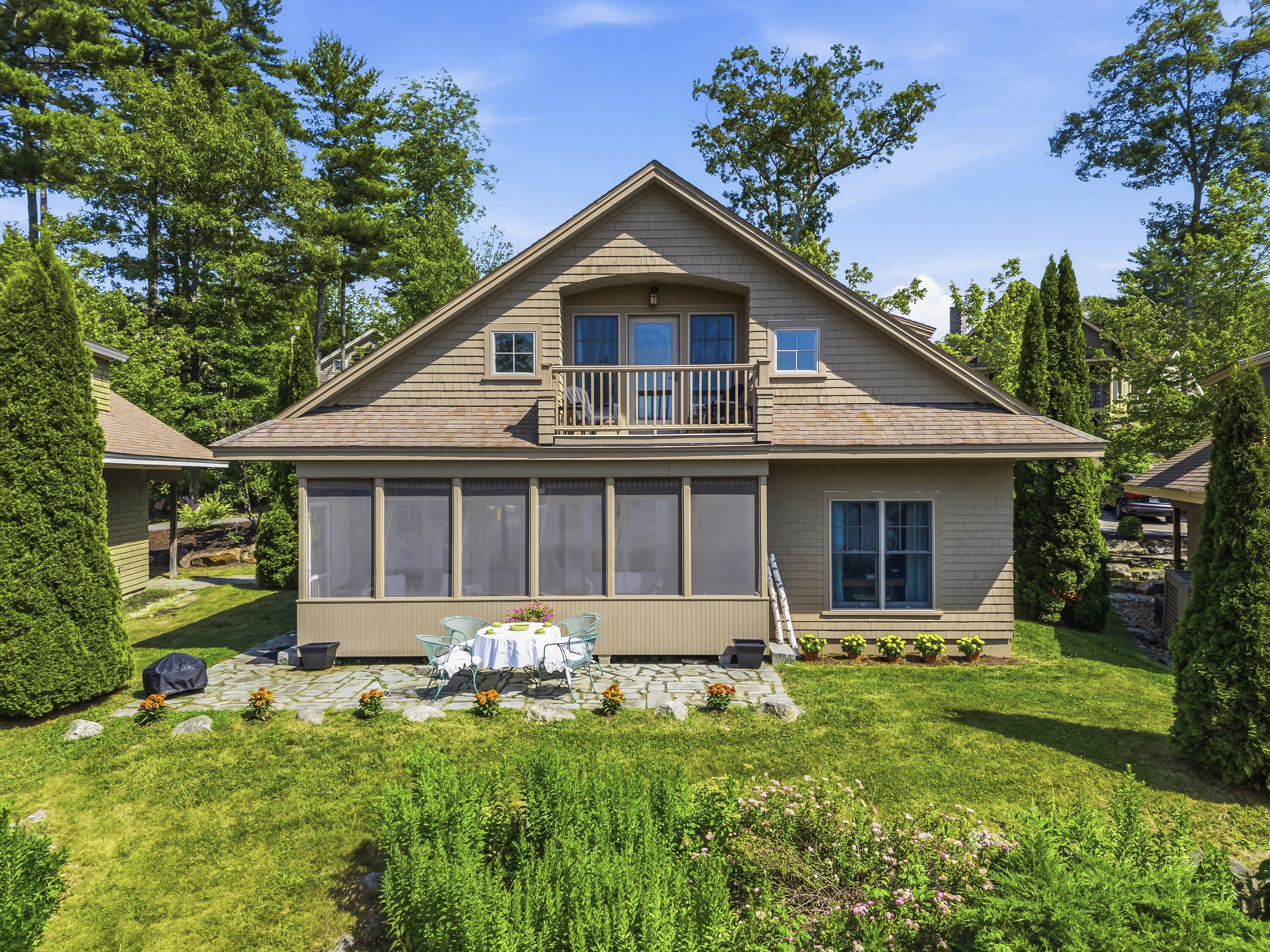 71 Village Way 506