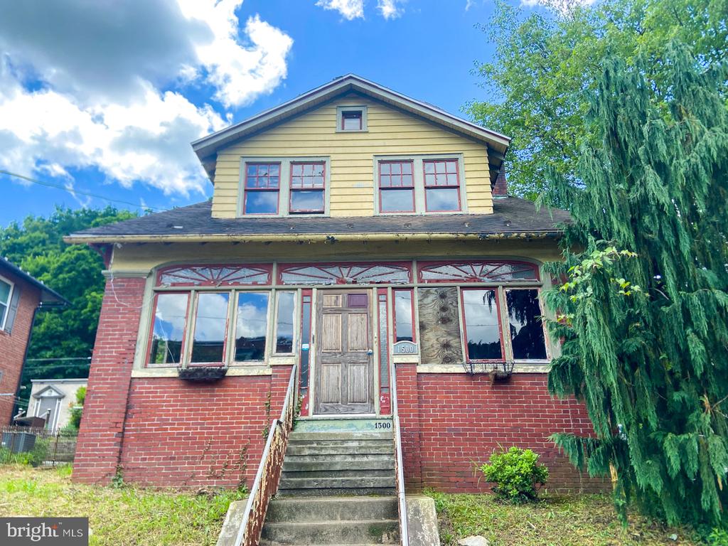 1500 FAIRVIEW STREET