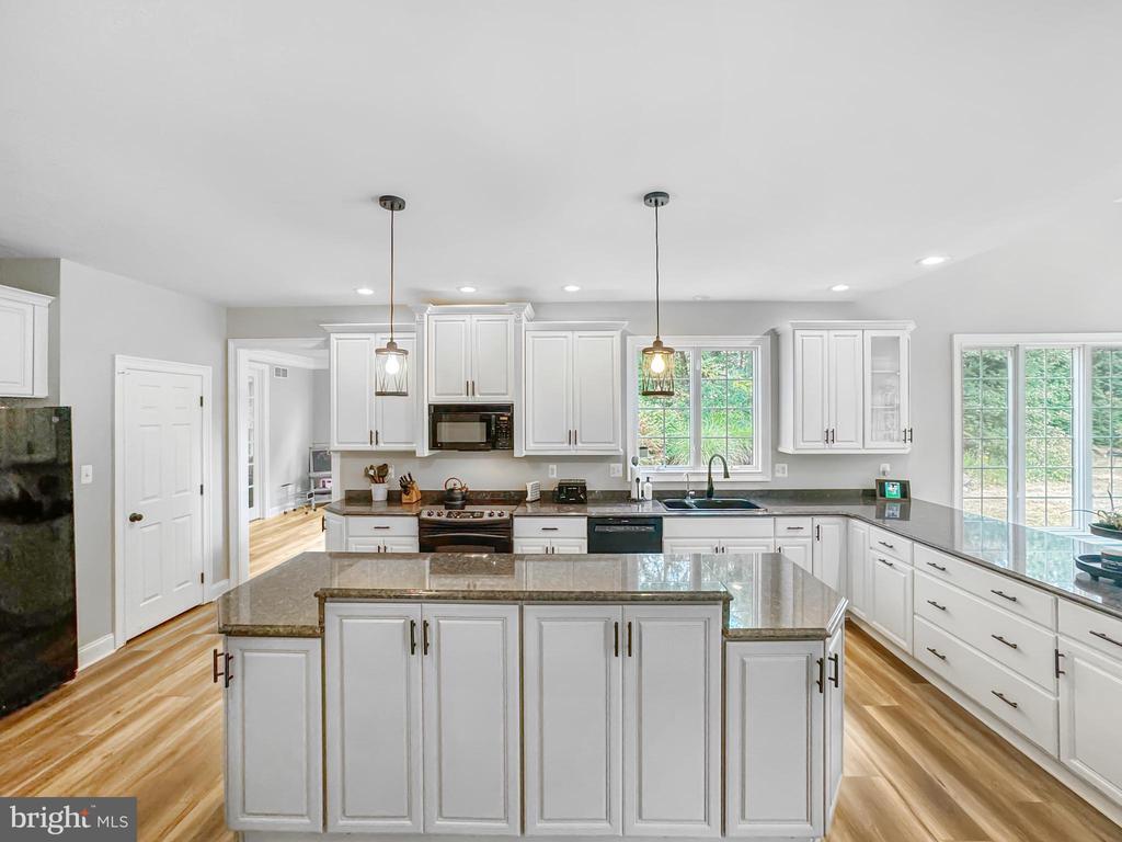 18 MILLSTONE LANE
