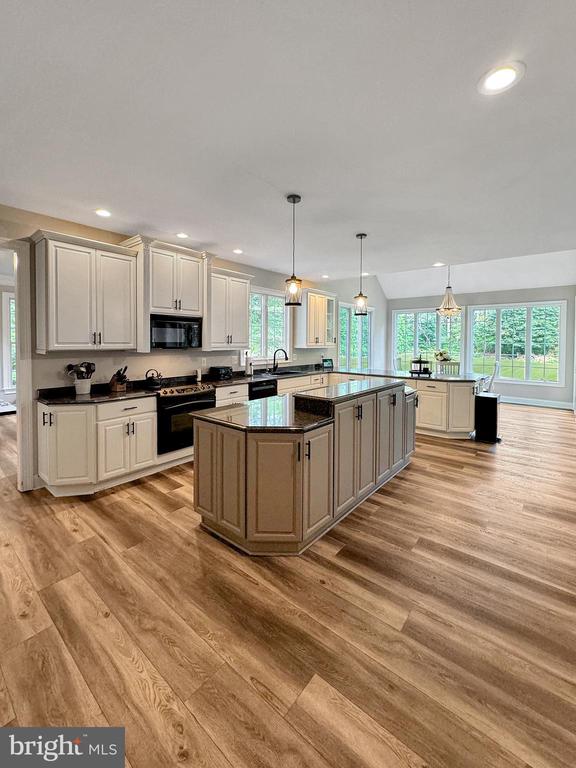 18 MILLSTONE LANE