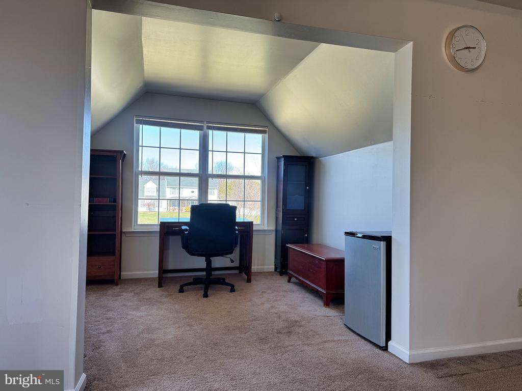 21 MEADOW LANE