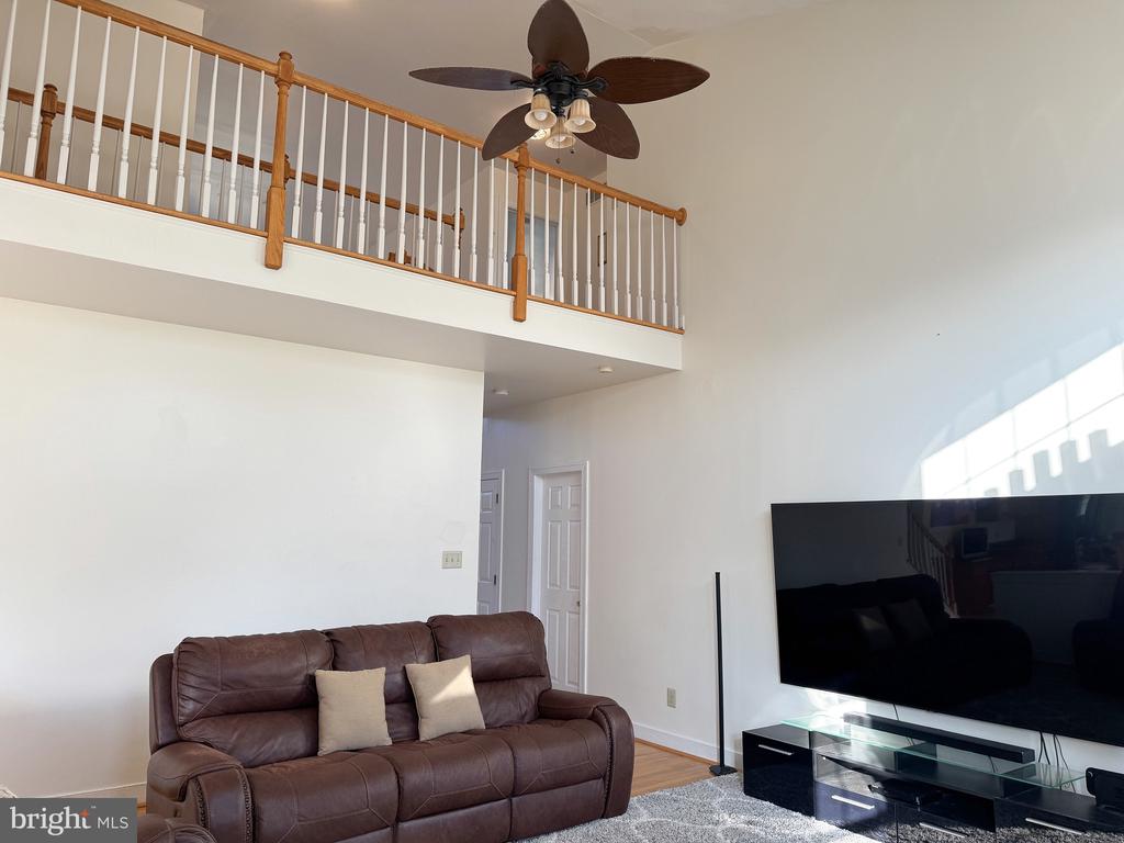 21 MEADOW LANE
