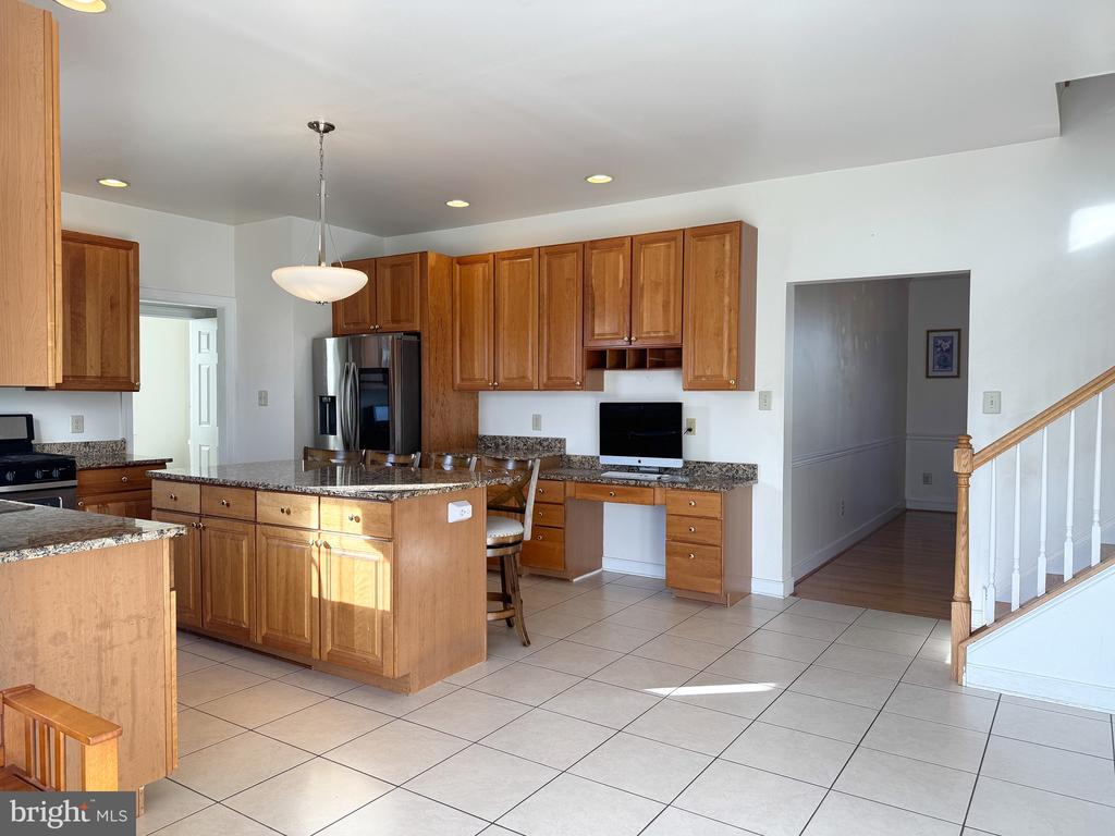 21 MEADOW LANE