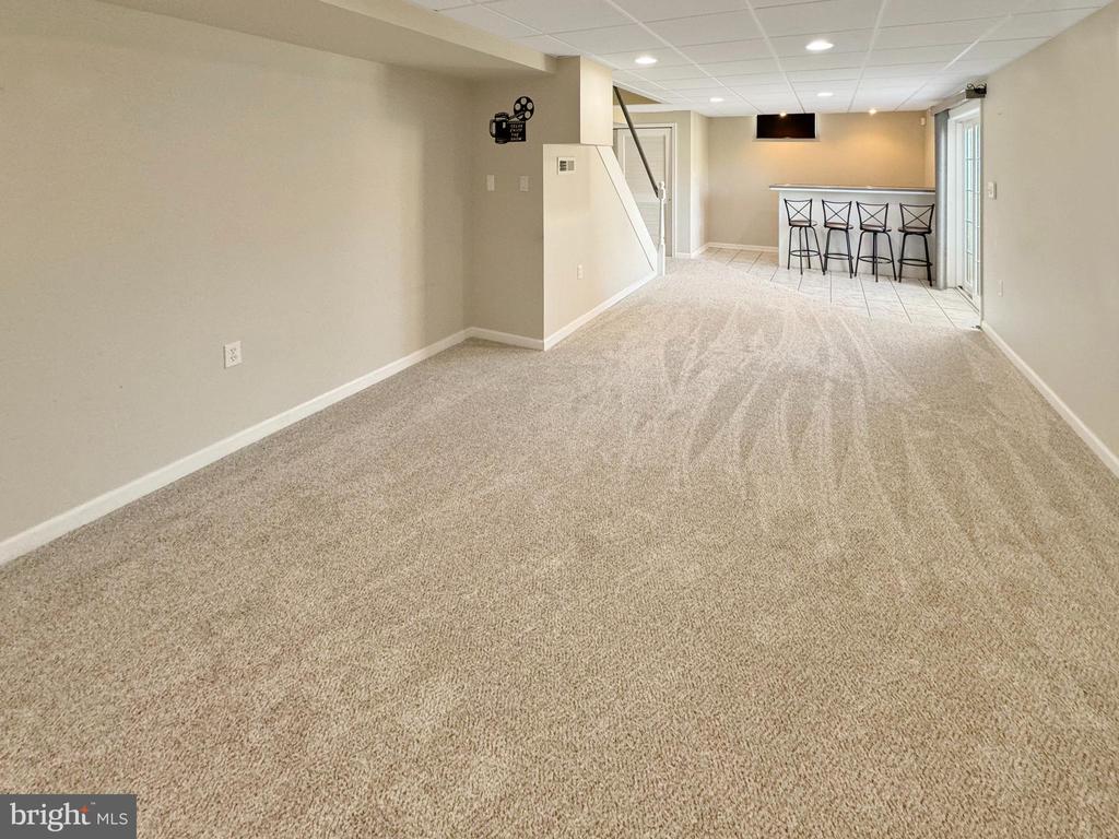 69 COMMONS DRIVE