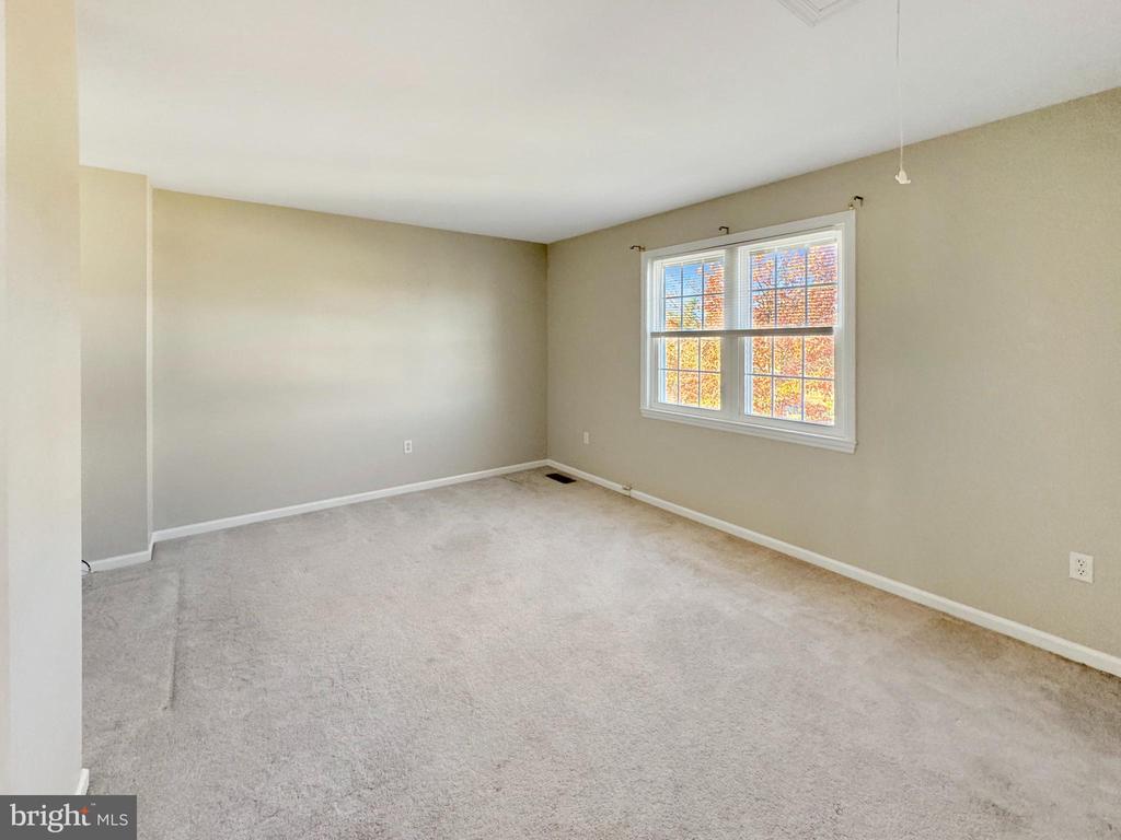 69 COMMONS DRIVE