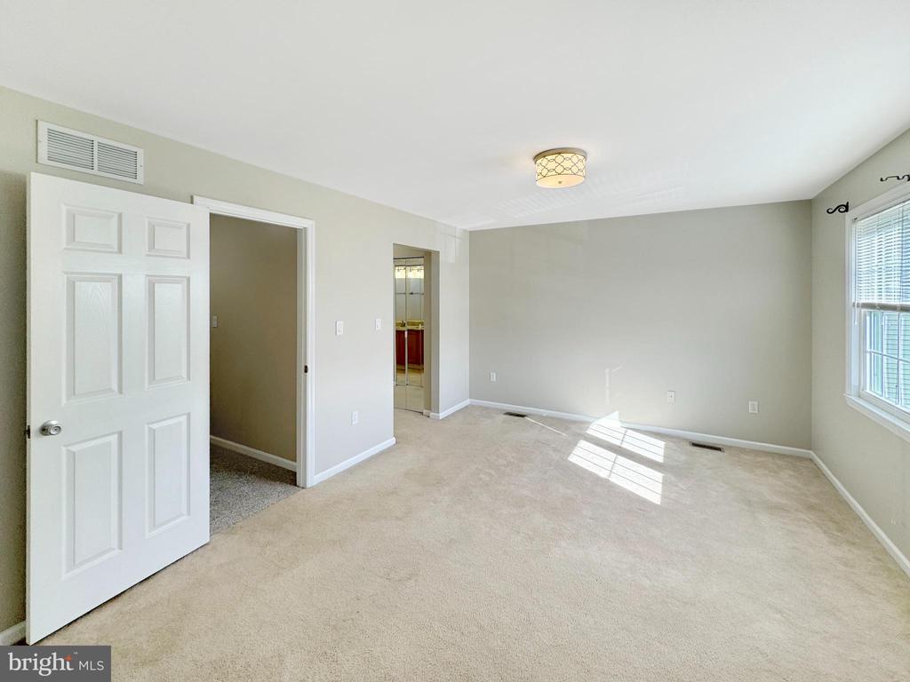69 COMMONS DRIVE