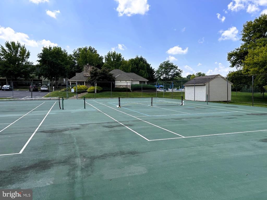 1810 FOXMEADOW CIRCLE Unit: CONDO 1810