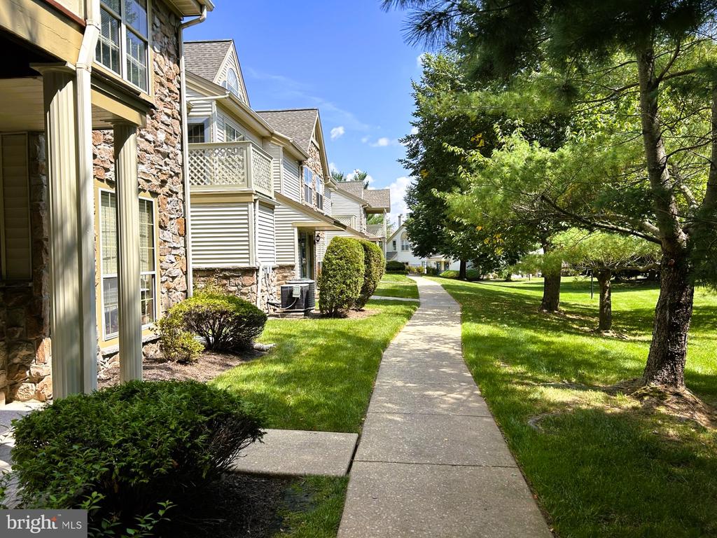 1810 FOXMEADOW CIRCLE Unit: CONDO 1810