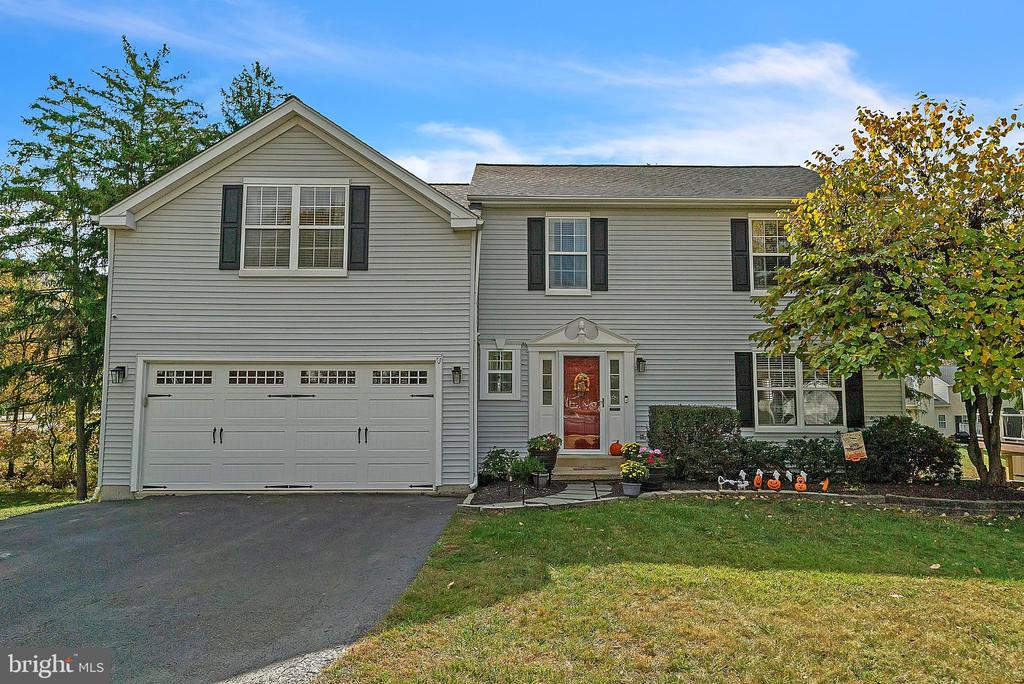 1004 BAYBERRY LANE