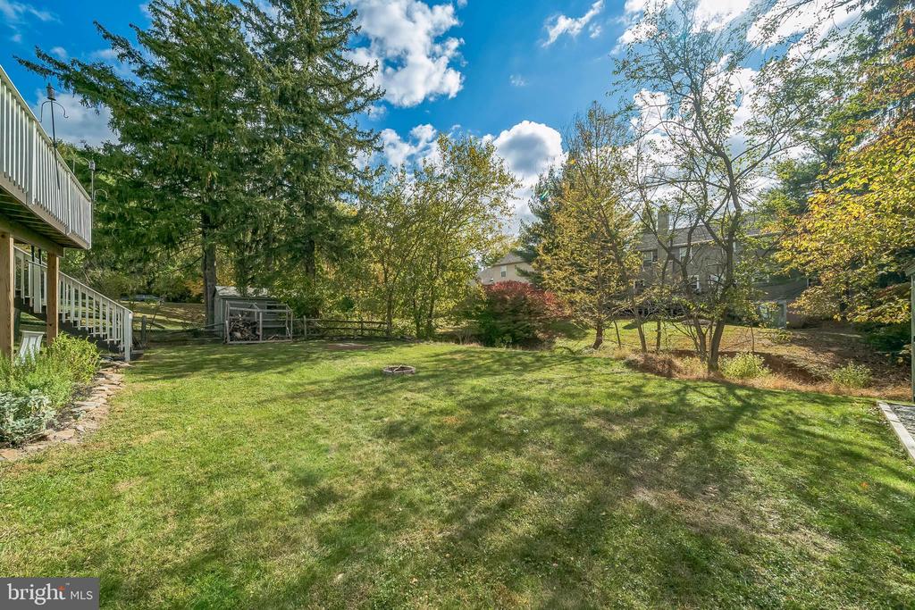 1004 BAYBERRY LANE