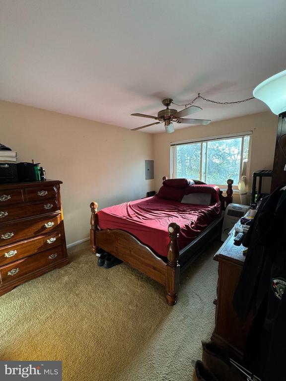 447 PINE STREET Unit: F-4