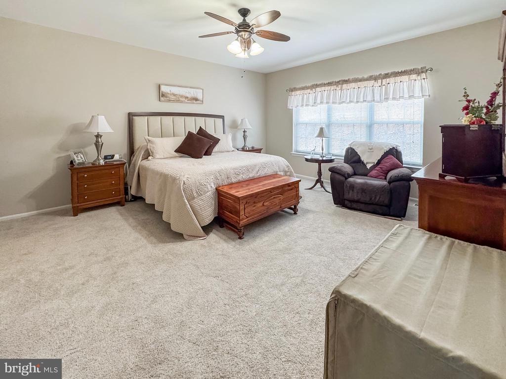 25 PEBBLE BEACH LANE