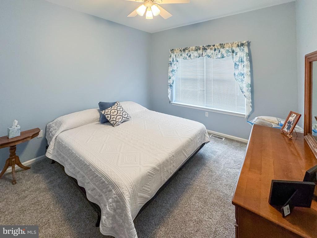 25 PEBBLE BEACH LANE