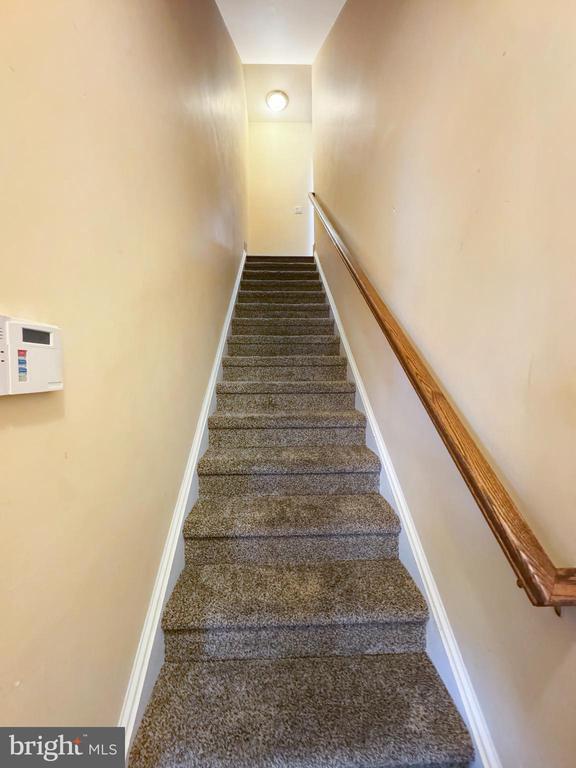 2413 SENTRY COURT