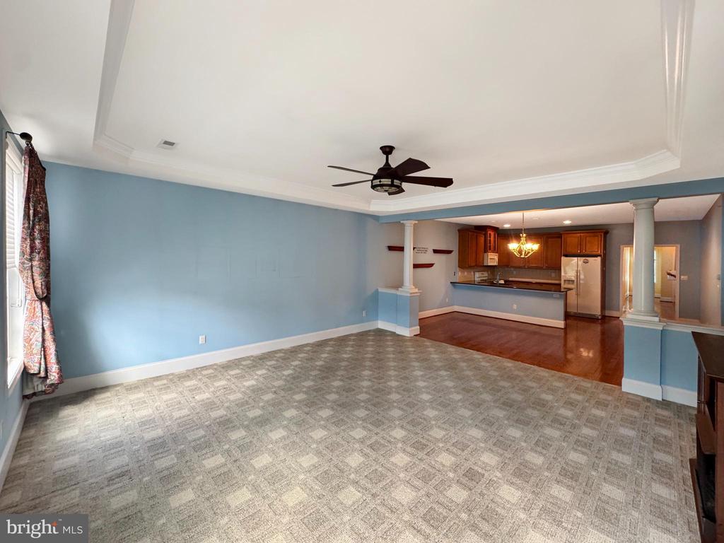 2413 SENTRY COURT