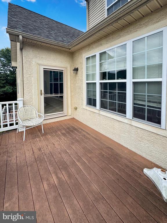 2413 SENTRY COURT