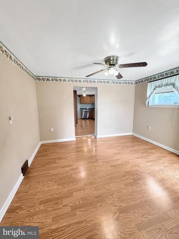 804 MAPLE AVENUE