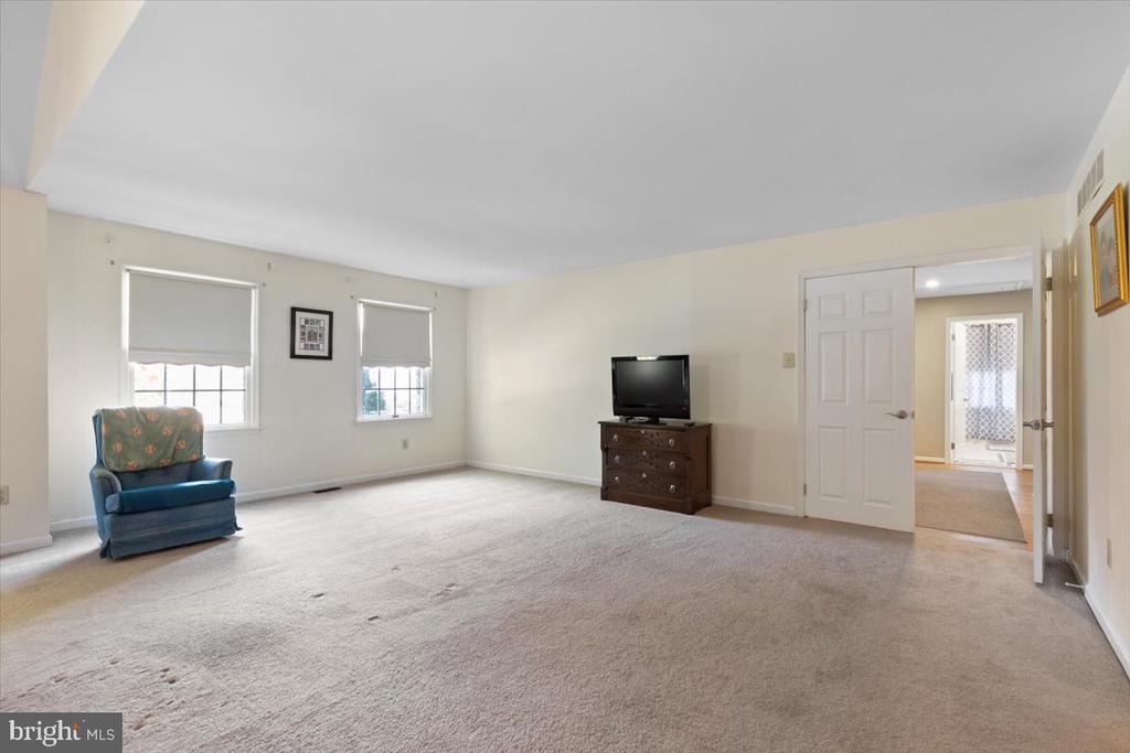 232 11TH AVE.