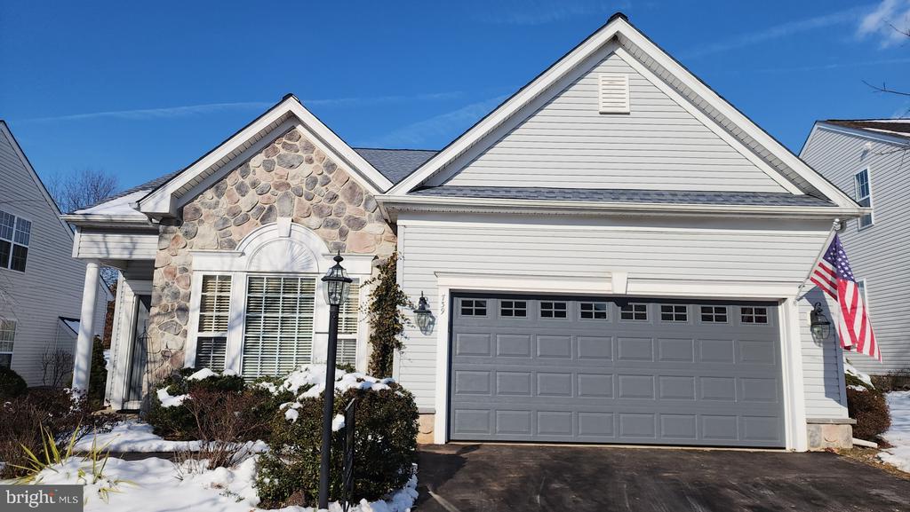 739 PRIMROSE PATH