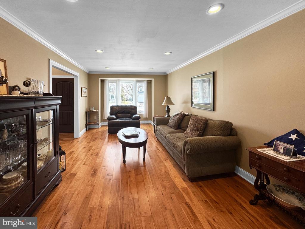 188 FREELAND DRIVE