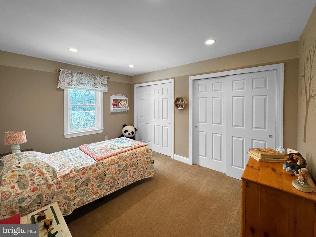 188 FREELAND DRIVE