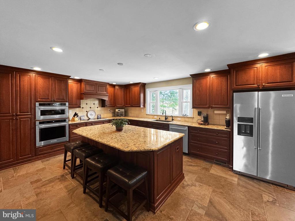 188 FREELAND DRIVE