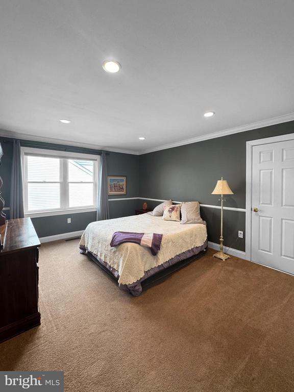 188 FREELAND DRIVE