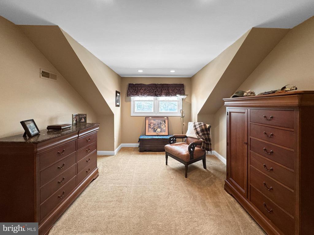 188 FREELAND DRIVE