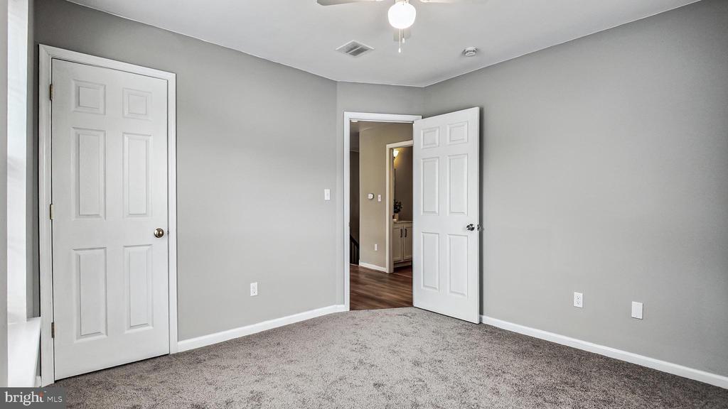 62 GREEN VIEW DRIVE