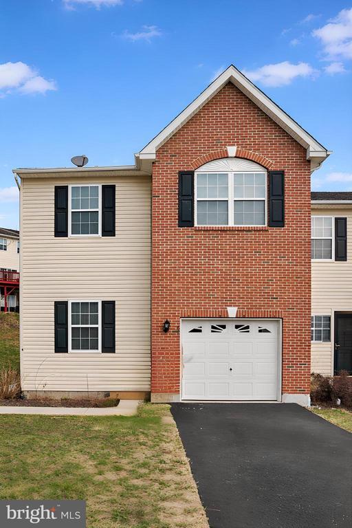 62 GREEN VIEW DRIVE
