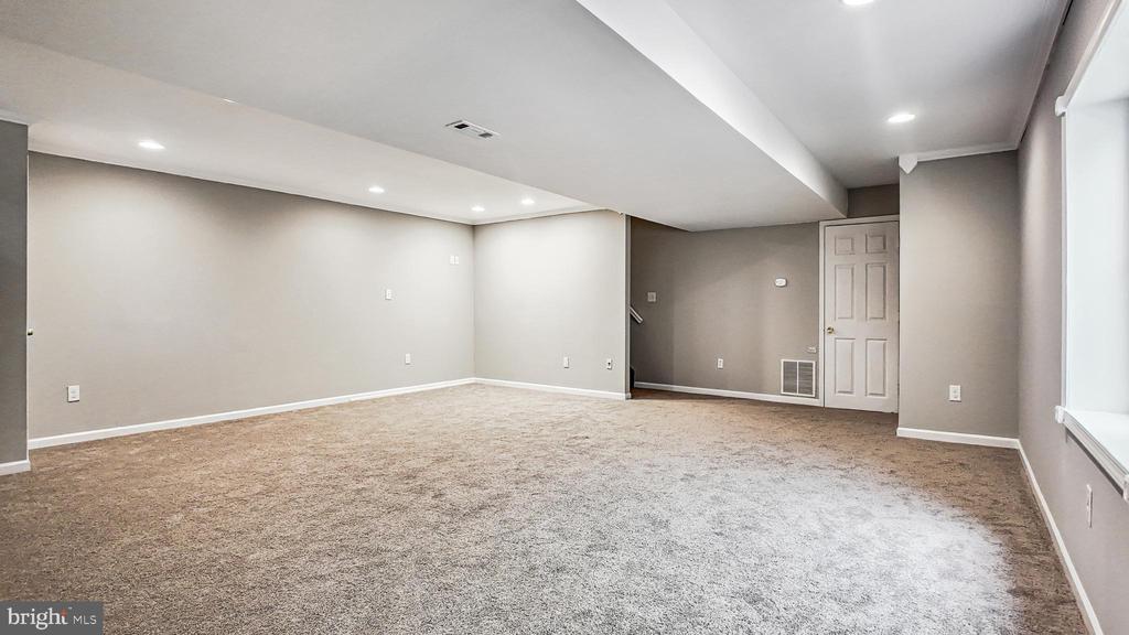62 GREEN VIEW DRIVE