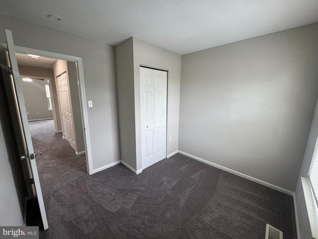 103 HOLLYTREE COURT