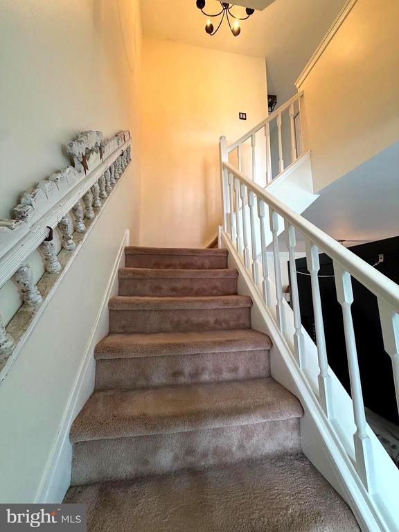 1051 BRAMBLEWOOD COURT
