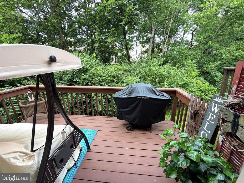 1051 BRAMBLEWOOD COURT