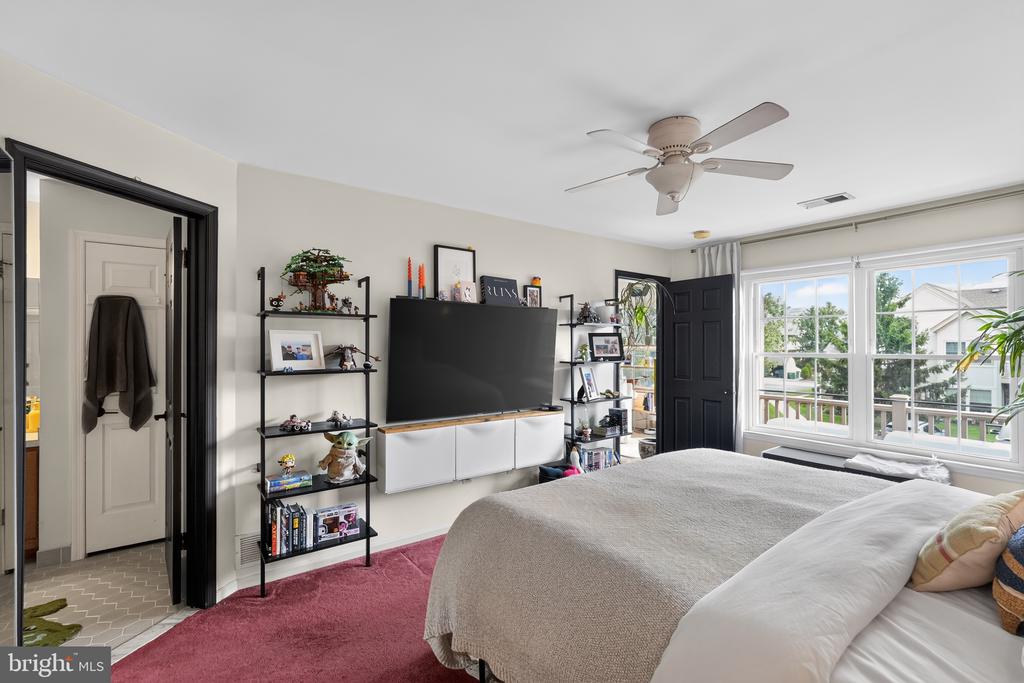1602 FOXMEADOW CIRCLE
