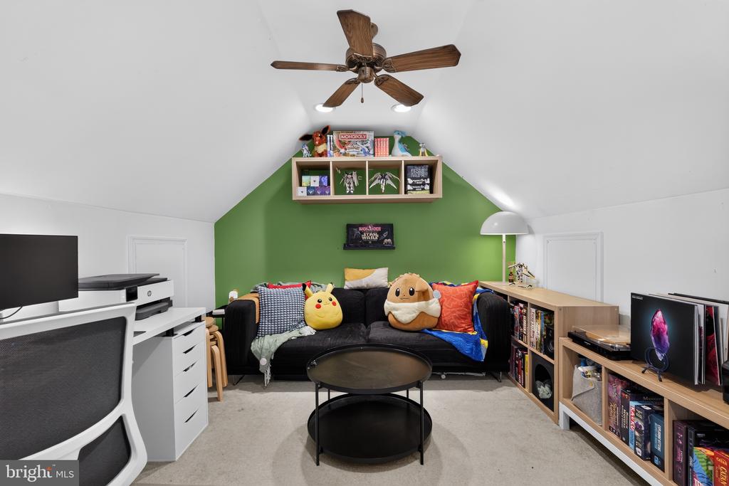 1602 FOXMEADOW CIRCLE