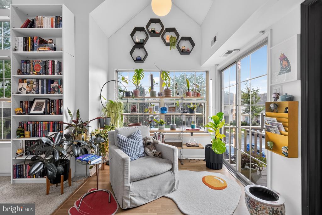 1602 FOXMEADOW CIRCLE