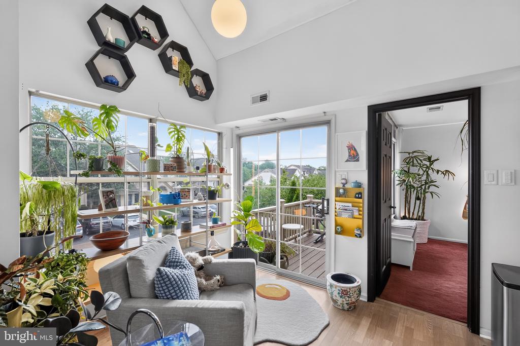 1602 FOXMEADOW CIRCLE