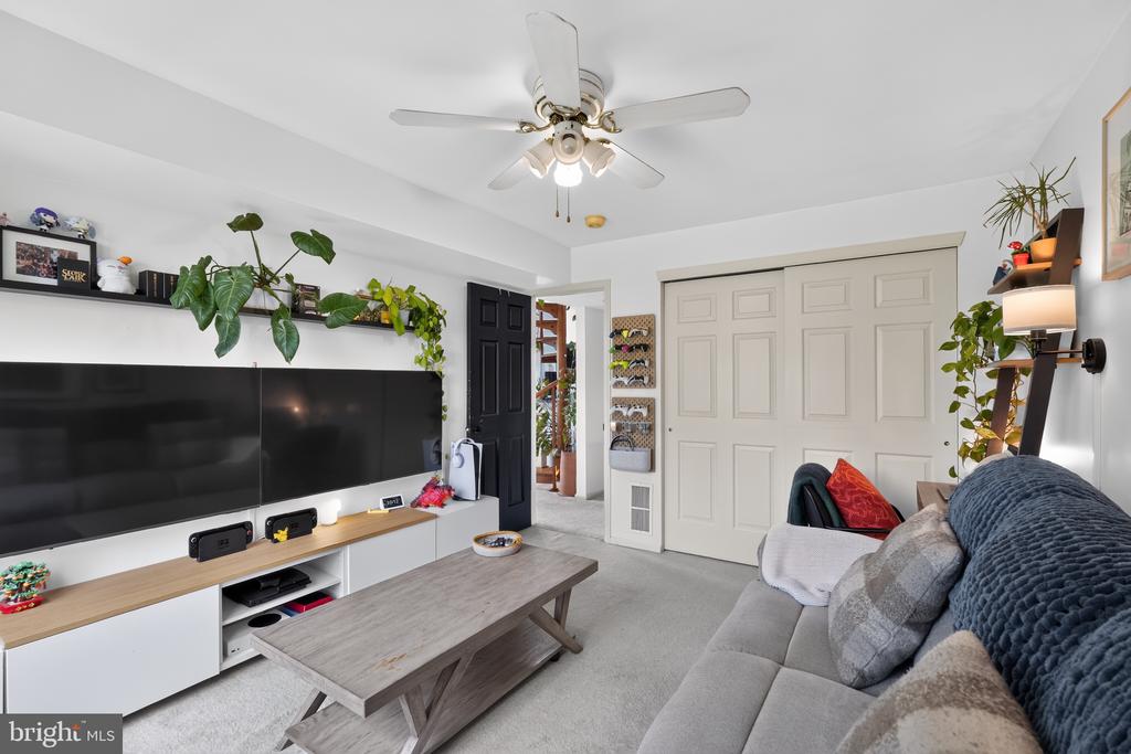 1602 FOXMEADOW CIRCLE