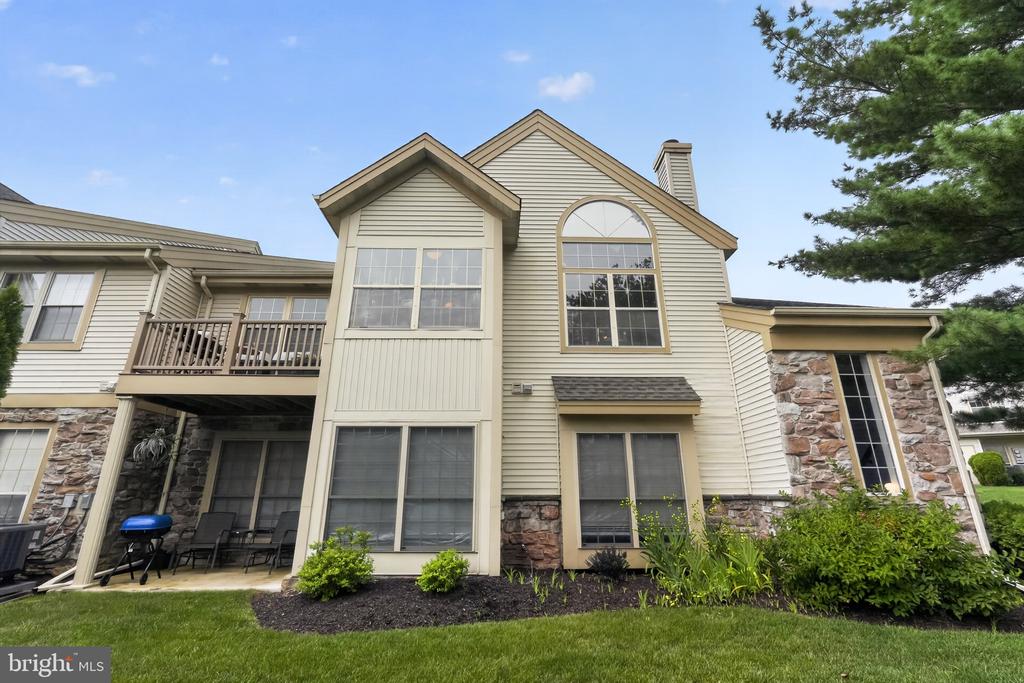 1602 FOXMEADOW CIRCLE