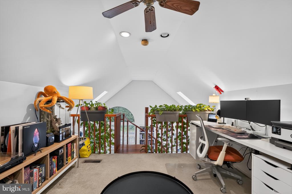 1602 FOXMEADOW CIRCLE