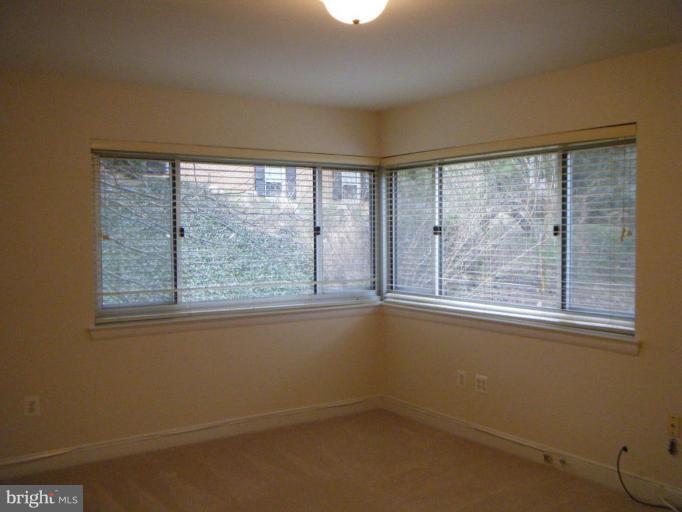 5011 Sentinel DRIVE Unit: 63
