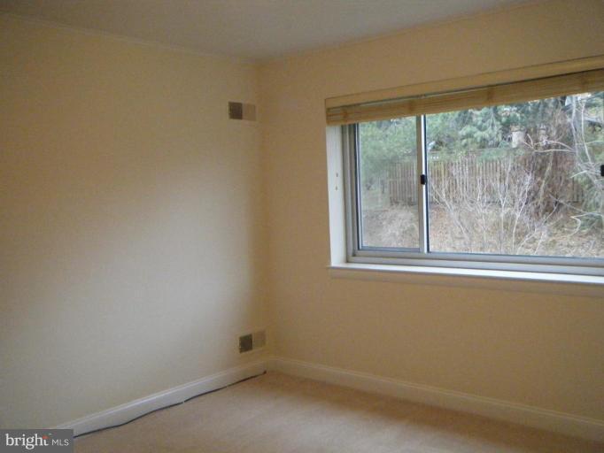 5011 Sentinel DRIVE Unit: 63