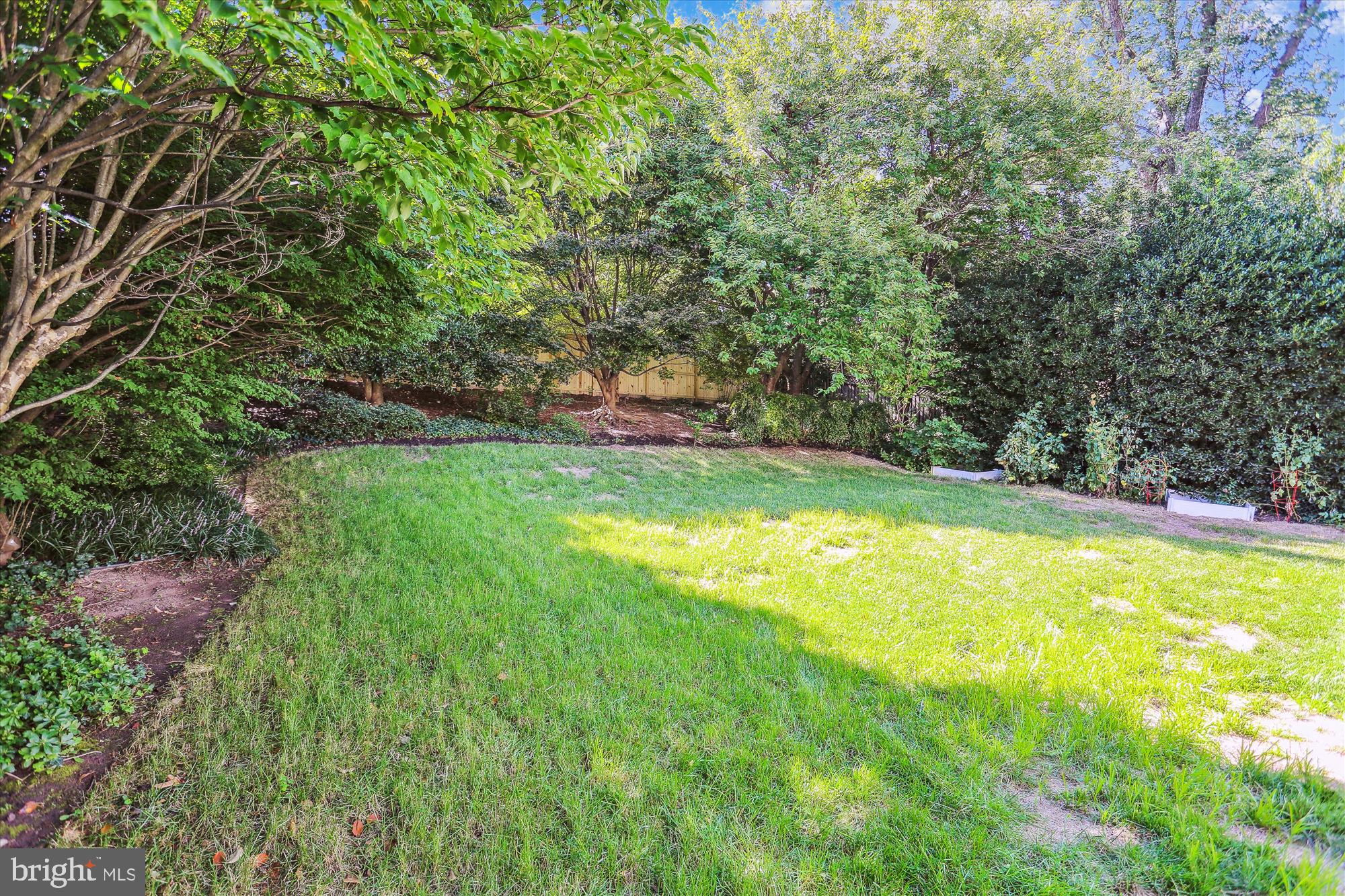 5018 SANGAMORE ROAD