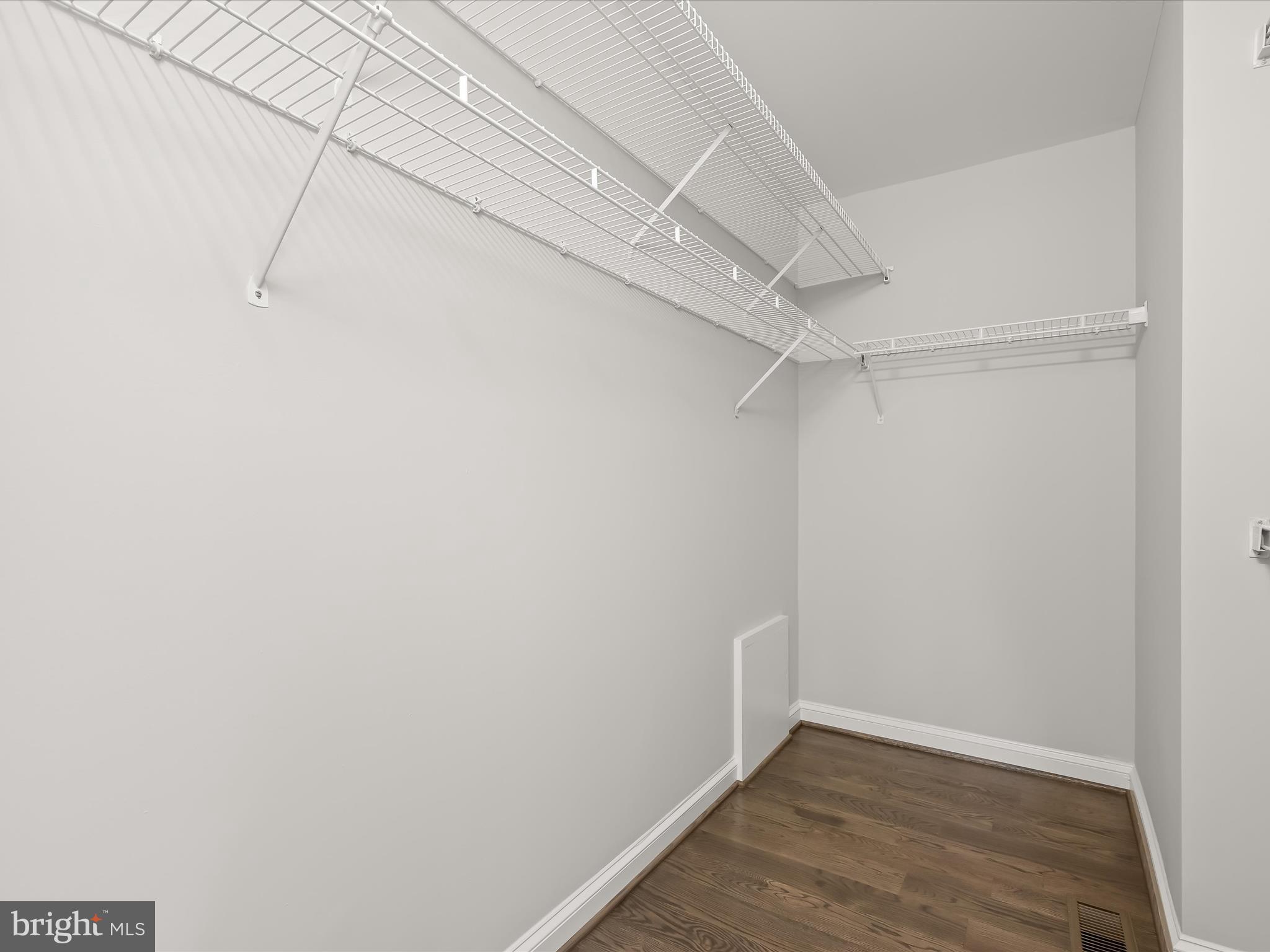 4 Wyoming Ct