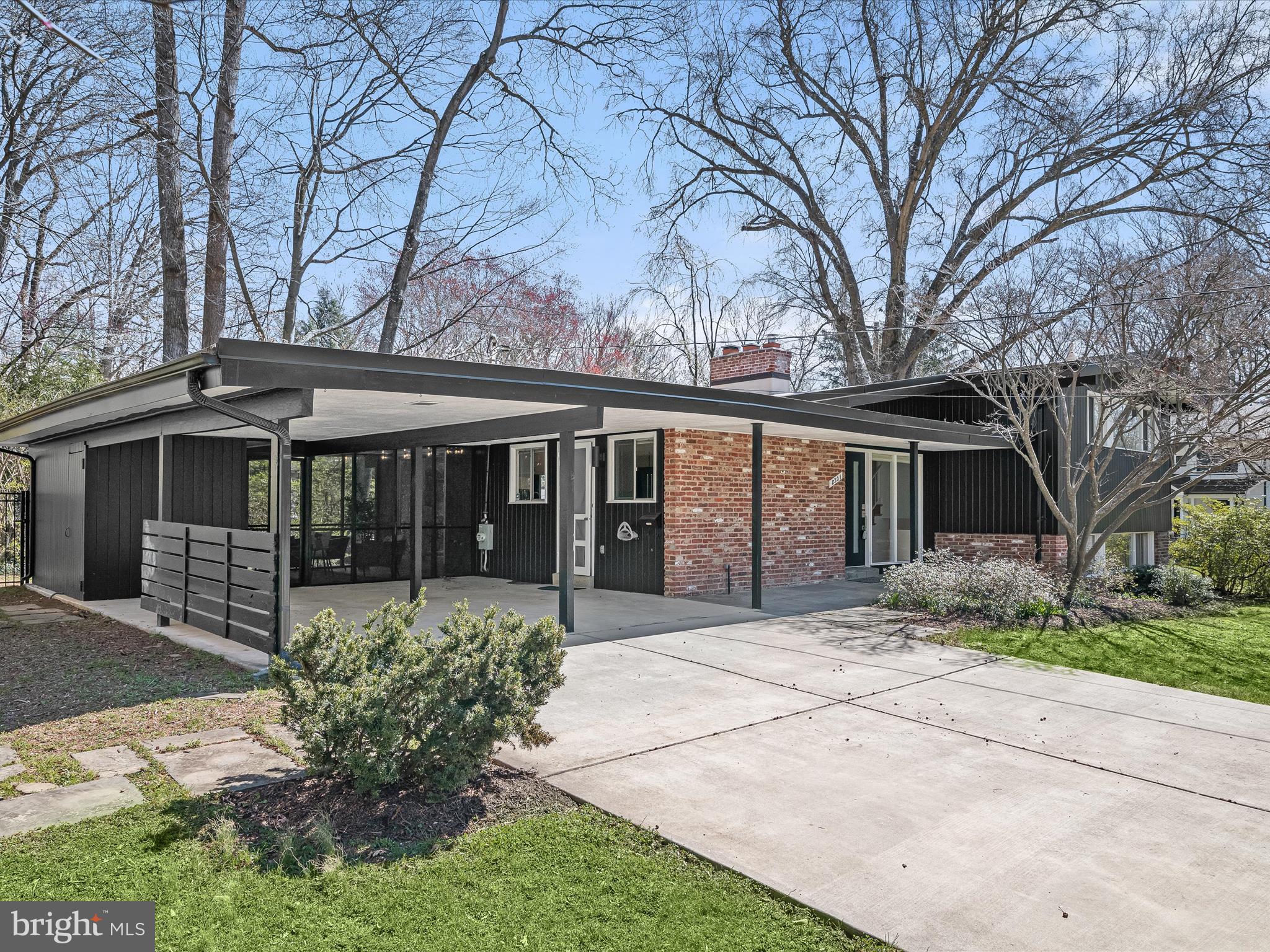 8301 Melody Ct