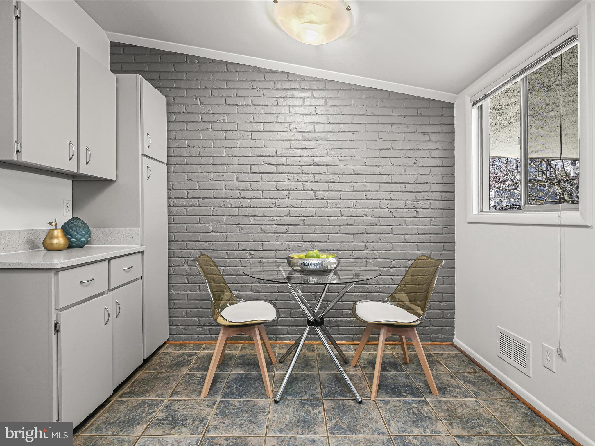 8301 Melody Ct