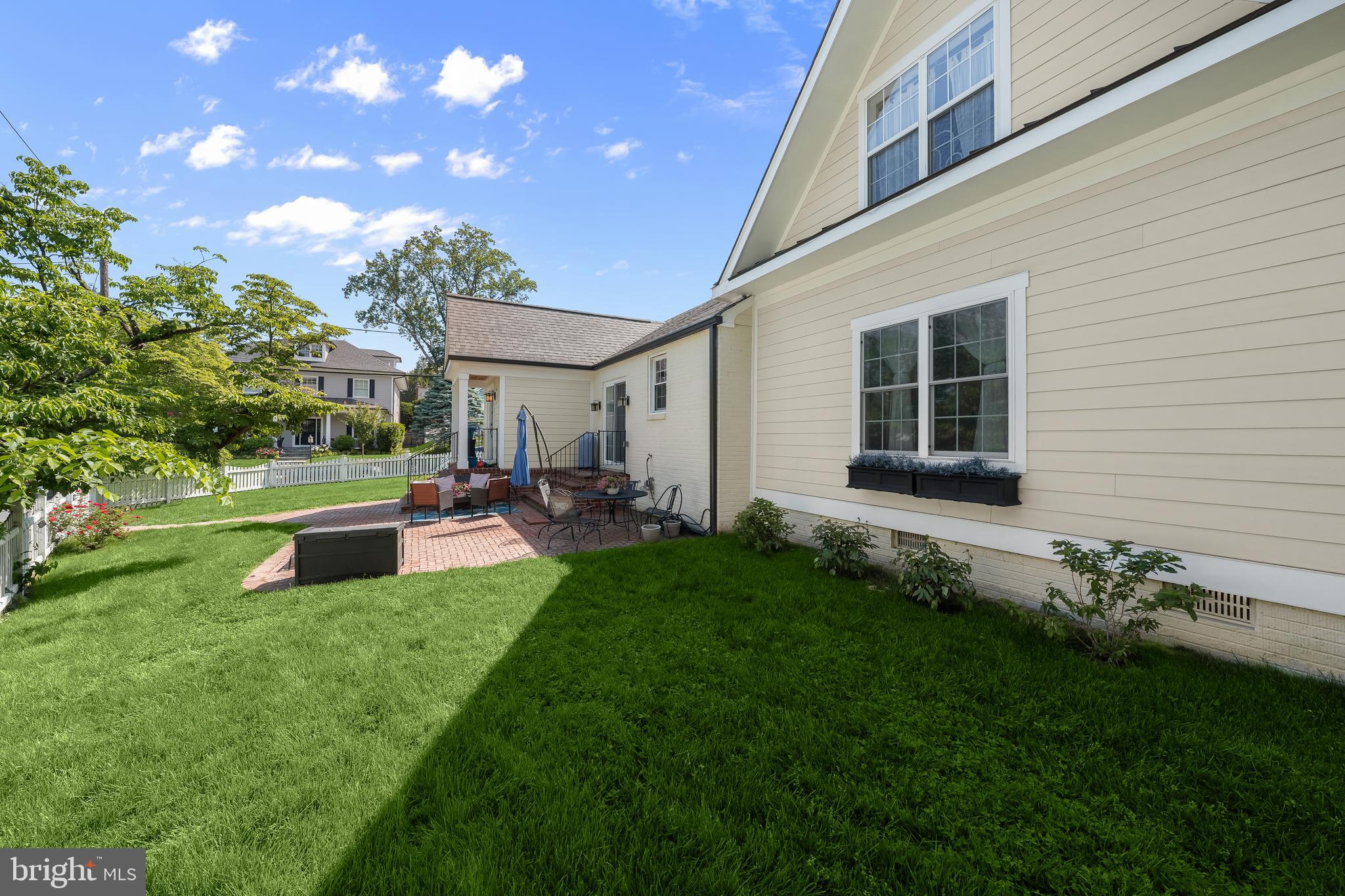 4908 BAYARD BLVD
