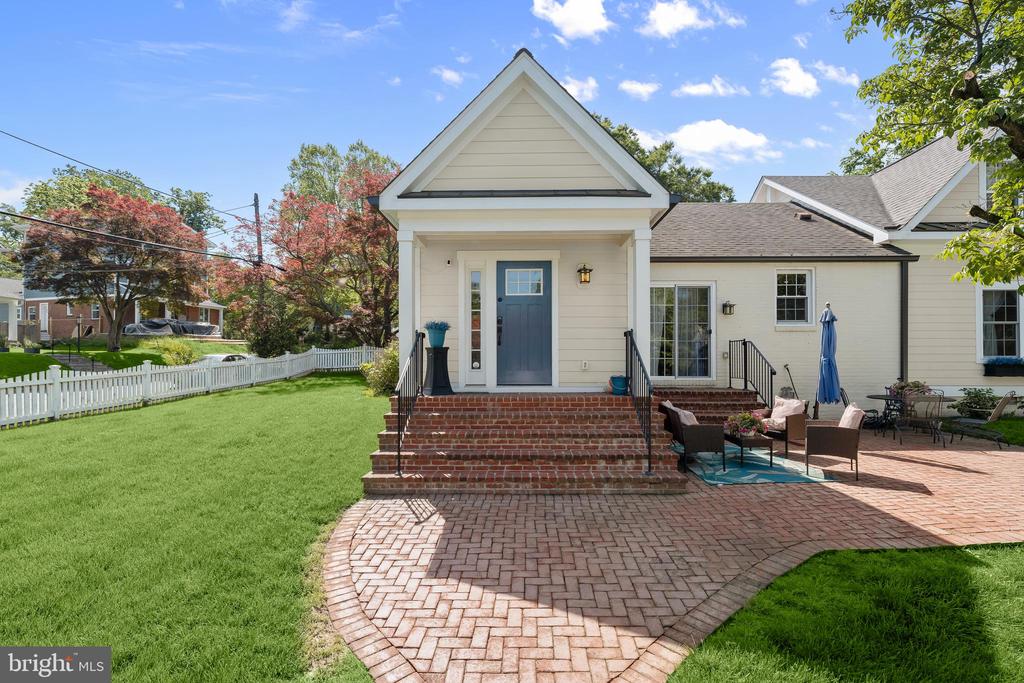 4908 BAYARD BLVD